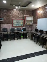 Inspiring Pathways, Brilliant Computer Centre — photo 3