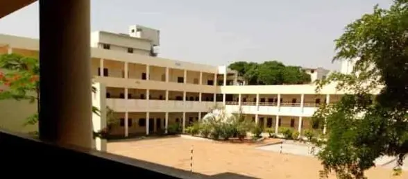 KPM Matriculation Higher Secondary School, Eachanari