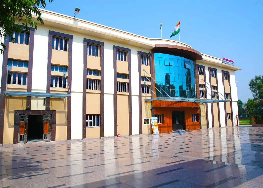 Modern School Noida