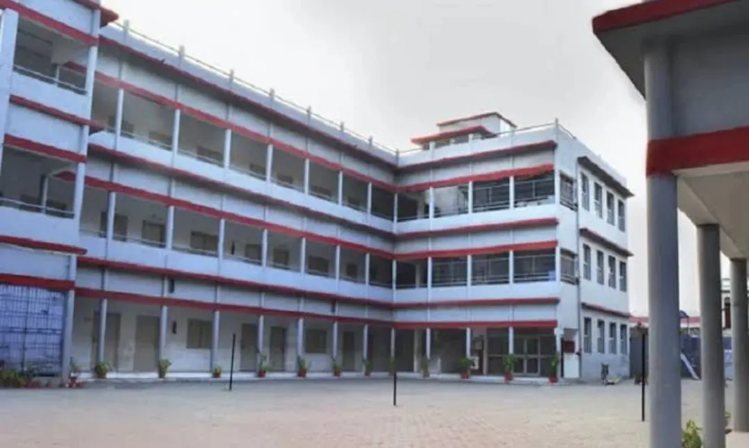 M L Convent School